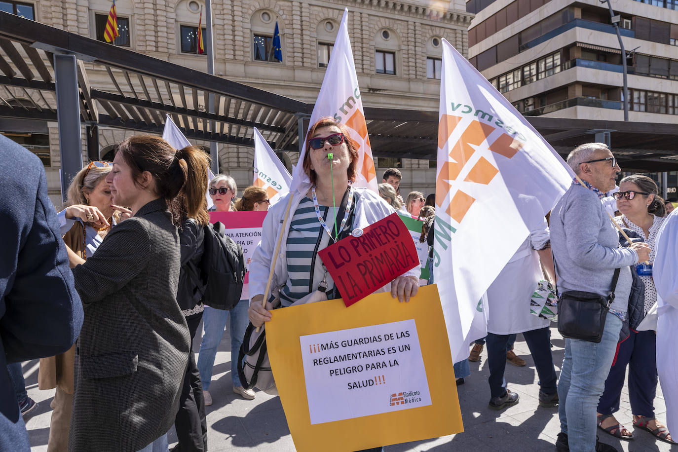 La protesta de los médicos de Alicante en imágenes