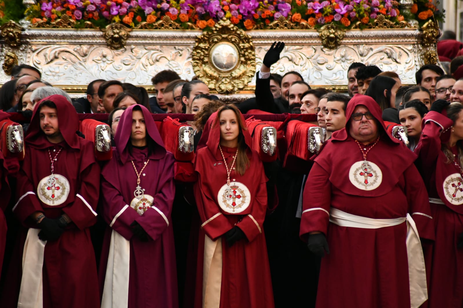 La imponente Santa Cena vuelve a las calles de Alicante