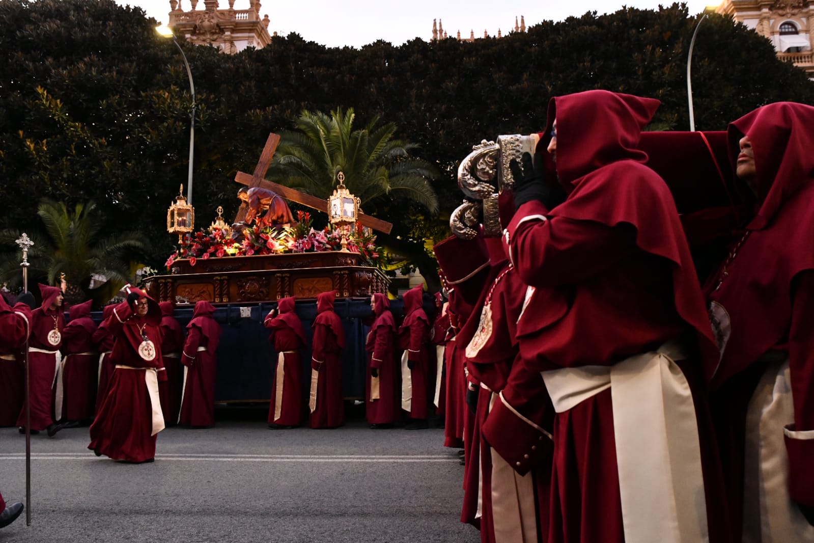 La imponente Santa Cena vuelve a las calles de Alicante