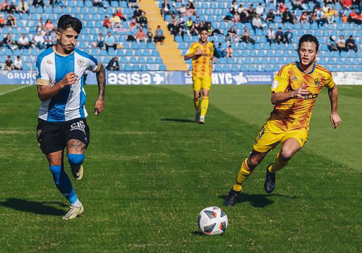 Cedrés encara a Nani en el Hércules-Lleida disputado en el Rico Pérez