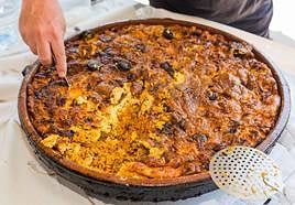 Arroz con costra ilicitano.