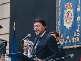 El alcalde Luis Barcala en el acto del Día del Cuerpo Nacional de Policía.