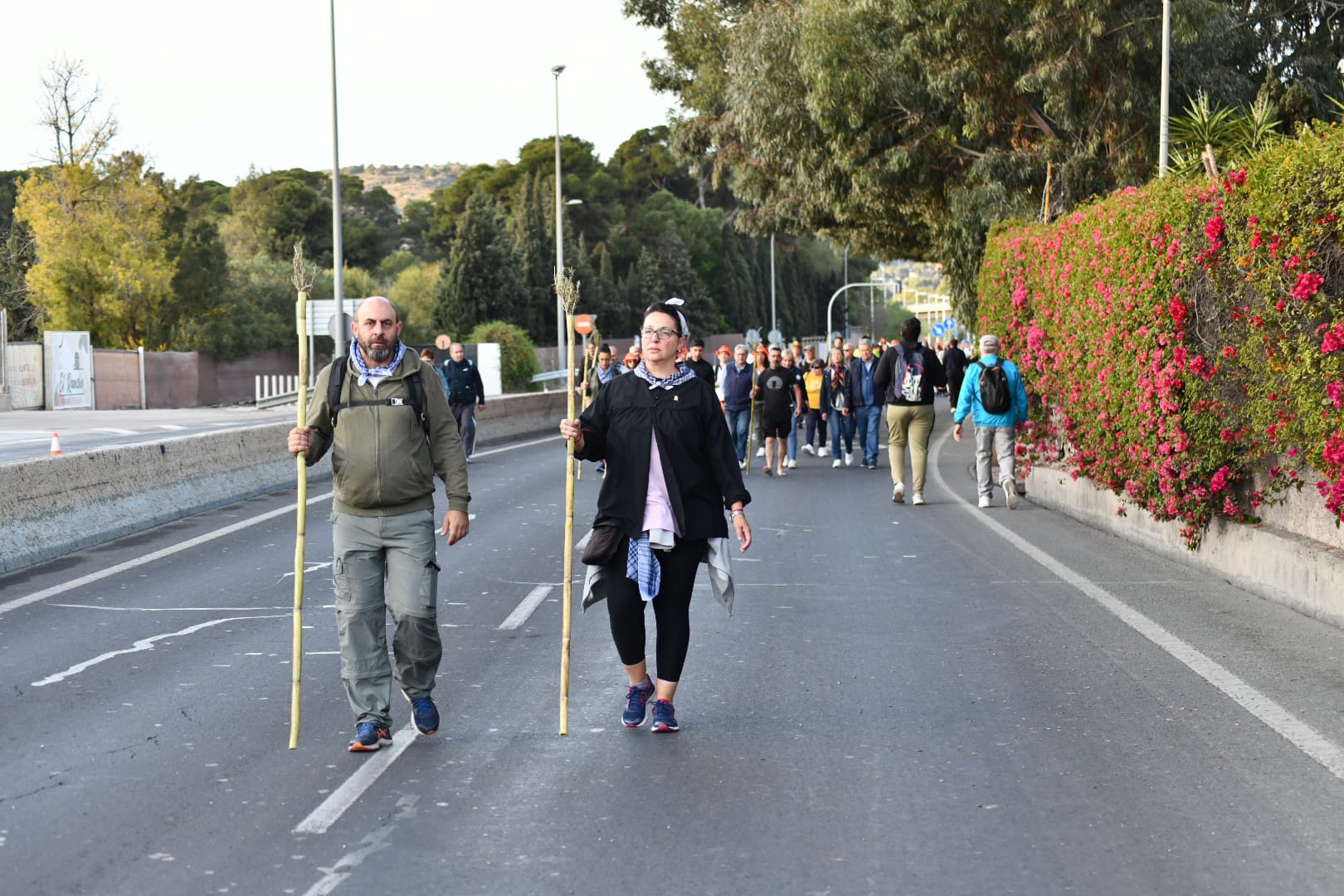Búscate en las imágenes de la romería de la Santa Faz