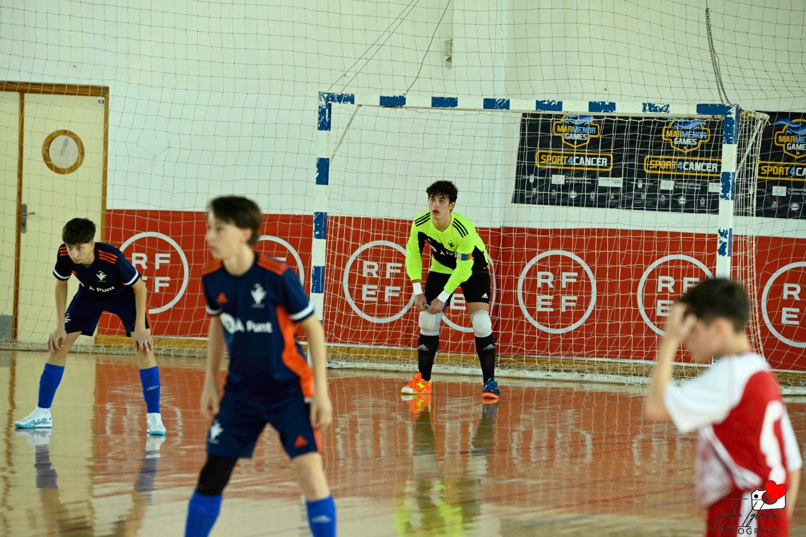 Tres de cinco de la Selección Valenciana Sub-14 de fútbol sala en el Nacional de San Javier