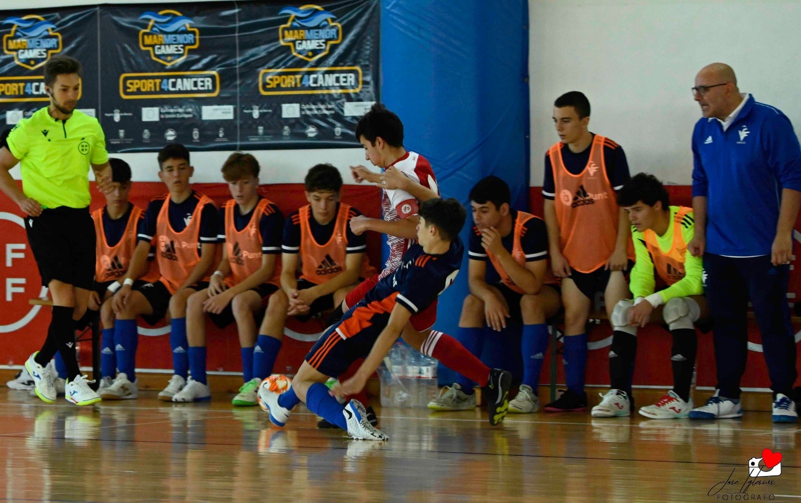 Tres de cinco de la Selección Valenciana Sub-14 de fútbol sala en el Nacional de San Javier