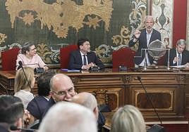 Momento del sorteo de presidentes y vocales para las mesas electorales.