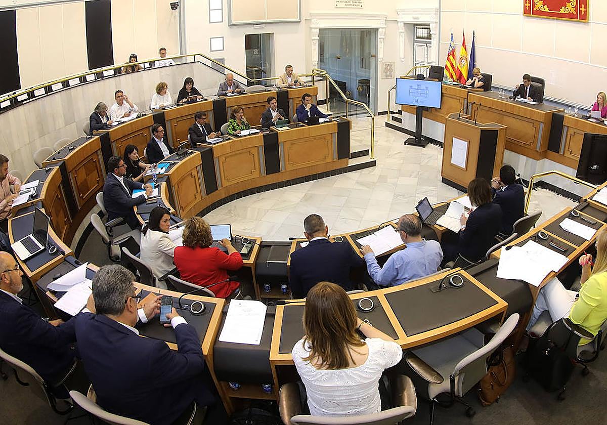 Un momento del último pleno de la legislatura.