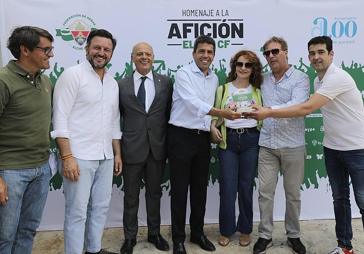 El presidente de la Diputación, Carlos Mazón; el diputado provincial Juan de Dios Navarro y el candidato del PP a la alcaldía de Elche, Pablo Ruz.