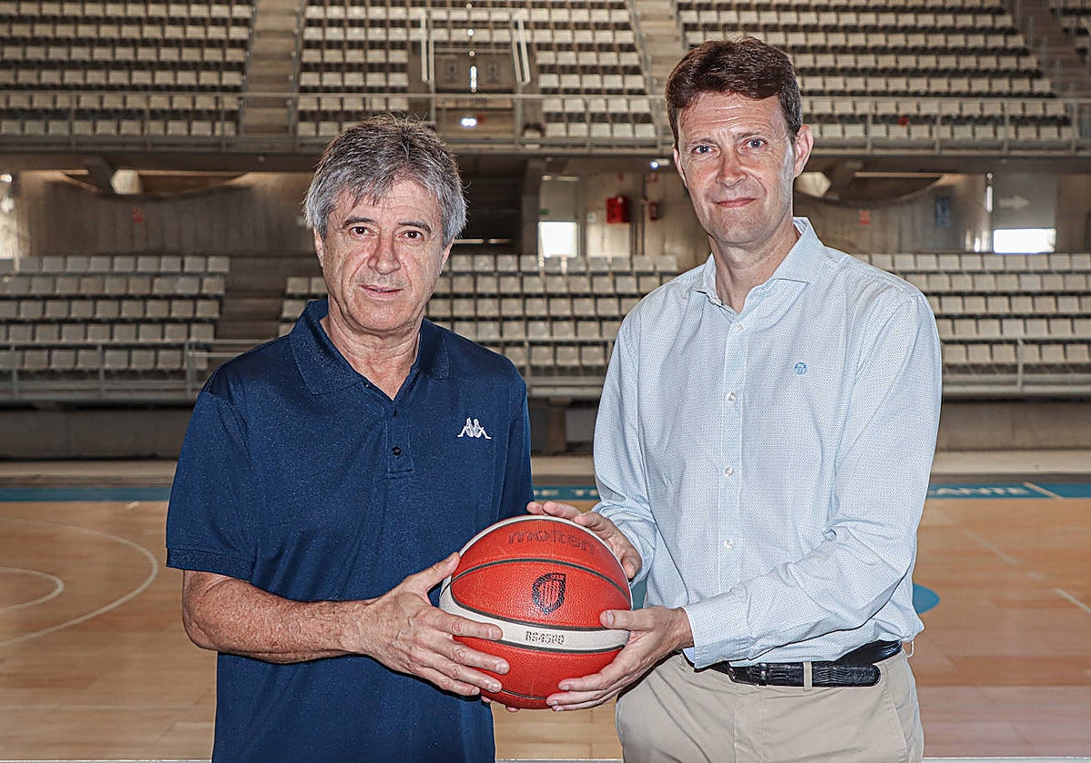 Adriasola y Gallego, en el pabellón Pedro Ferrándiz