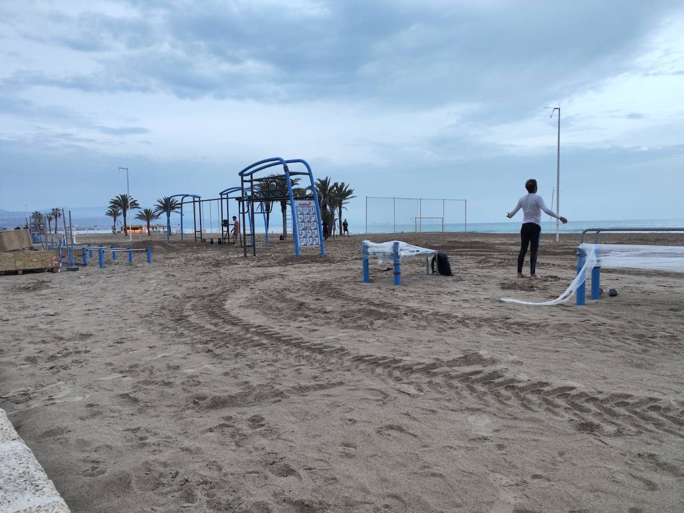 Imagen secundaria 1 - Los nuevos equipamientos deportivos de la Playa San Juan.