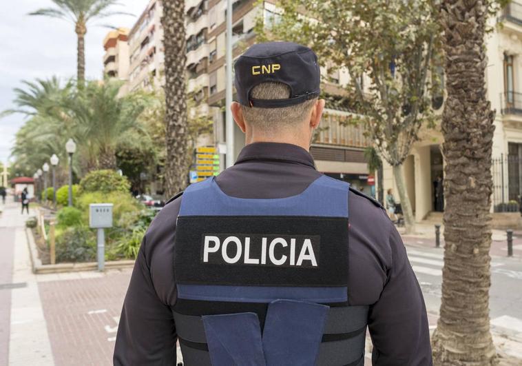 Cuatro detenidos por la pelea que acabó con un hombre en plaza Argel, en Alicante
