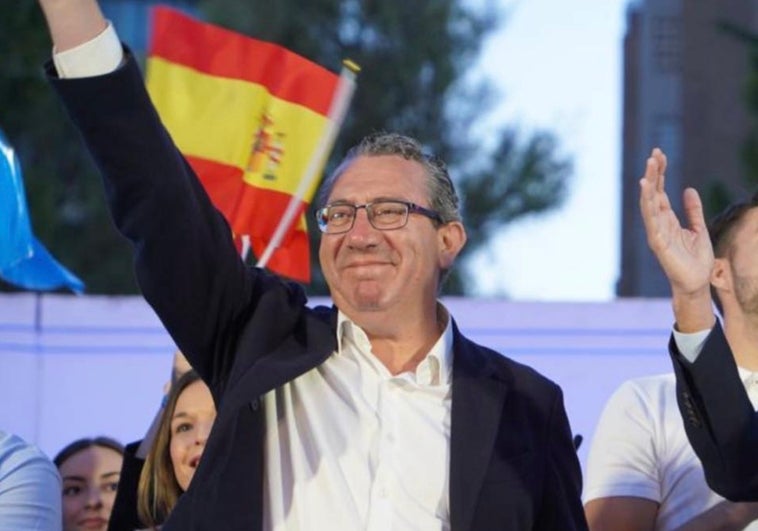 Toni Pérez capitanea la oleada 'popular' en la Marina Baixa