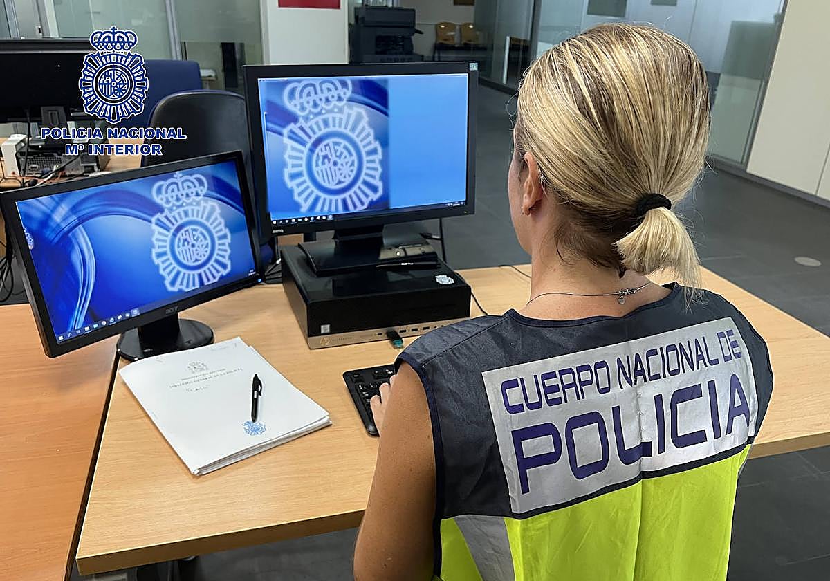 Investigadora de la Policía Nacional.