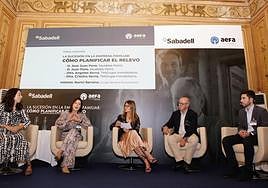 Mesa redonda en la jornada sobre sucesión en la empresa familiar de AEFA y Sabadell.