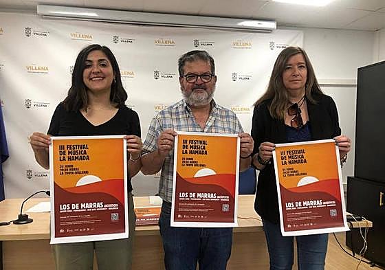 La edil de Migraciones, Alba Laserna; el presidente de la Asociación Villena con el Pueblo Saharaui, Ángel García; y la concejala de Infancia y Juventud, Eva García.