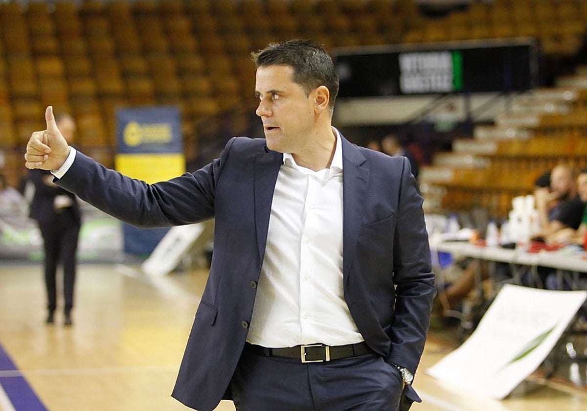 Antonio Pérez Caínzos, nuevo entrenador del HLA Alicante