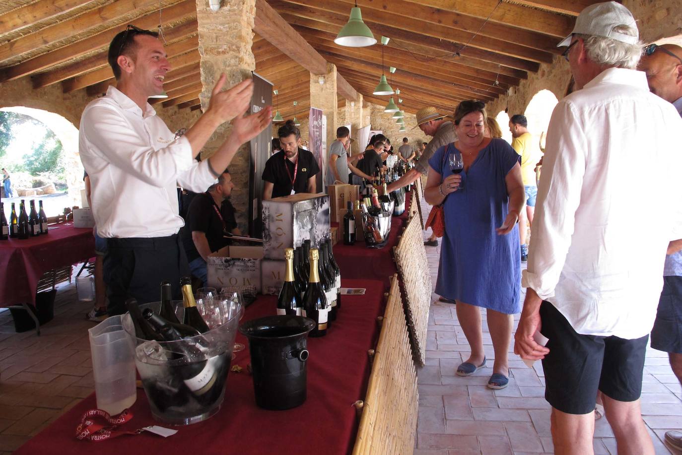 Jesús Pobre triunfa con su &#039;Mostra de Vins Singulars i de Poble&#039;