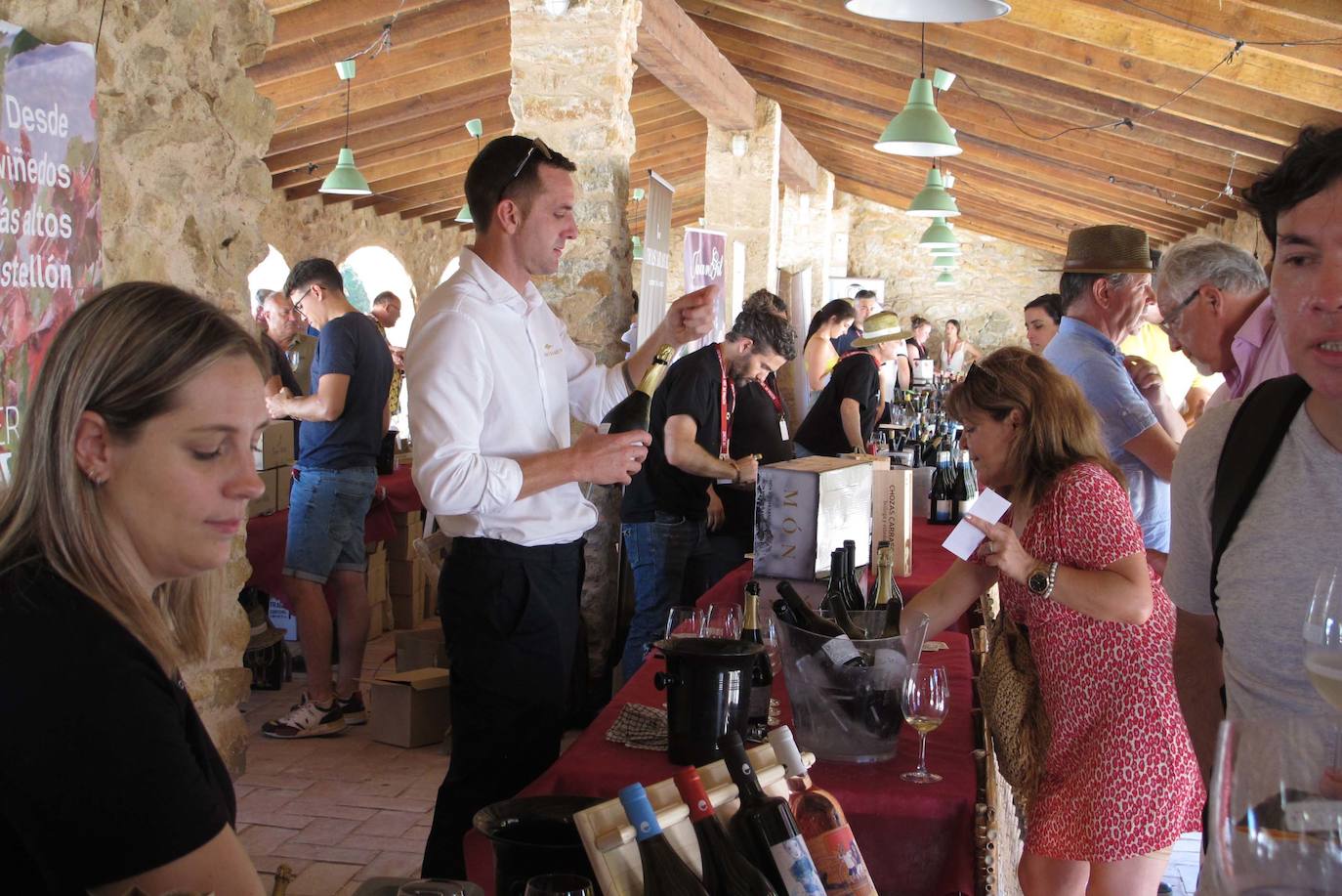 Jesús Pobre triunfa con su &#039;Mostra de Vins Singulars i de Poble&#039;