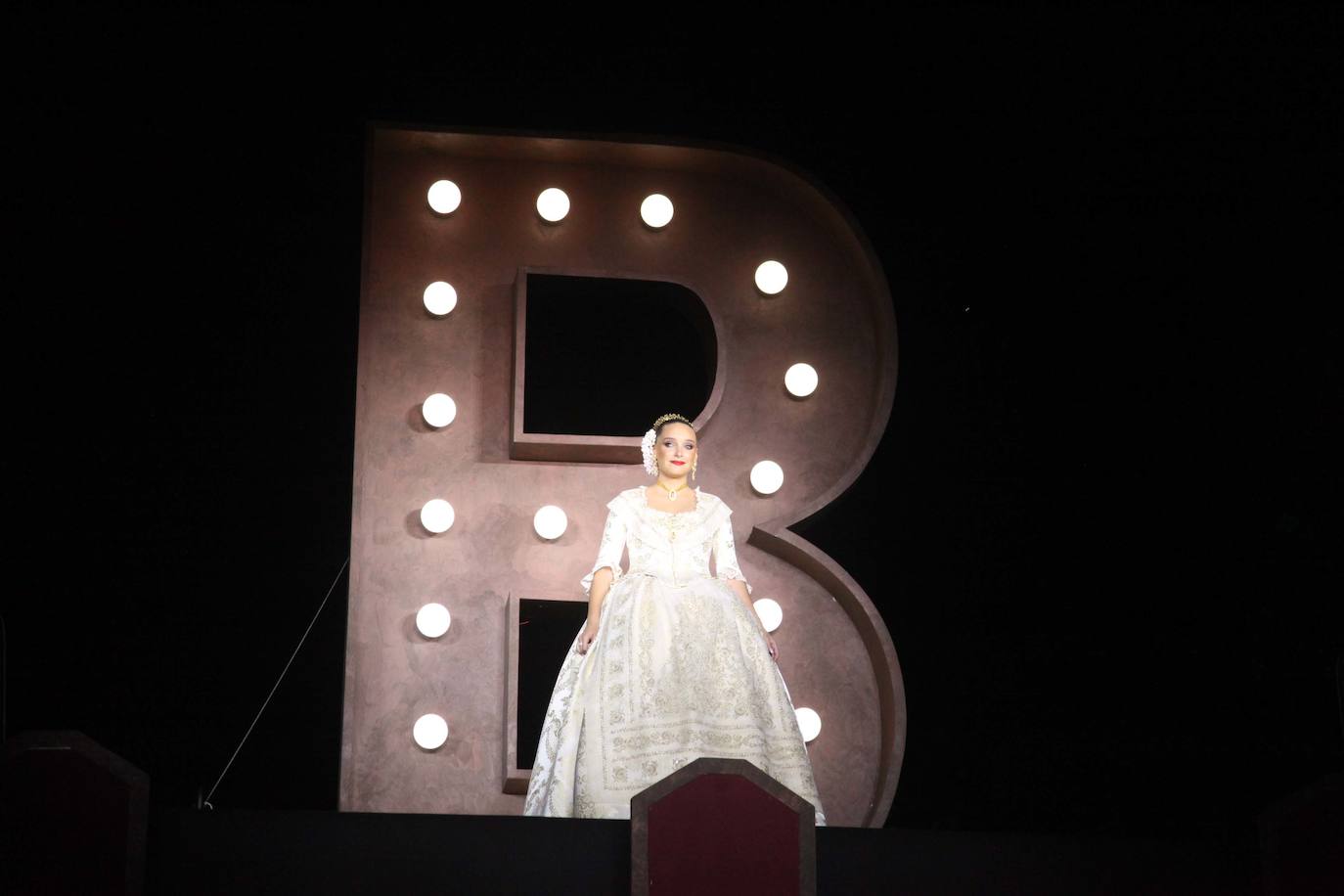 Protagonismo para Arantxa Pons y la Quintà 2023 en la proclamación de Fogueres Xàbia