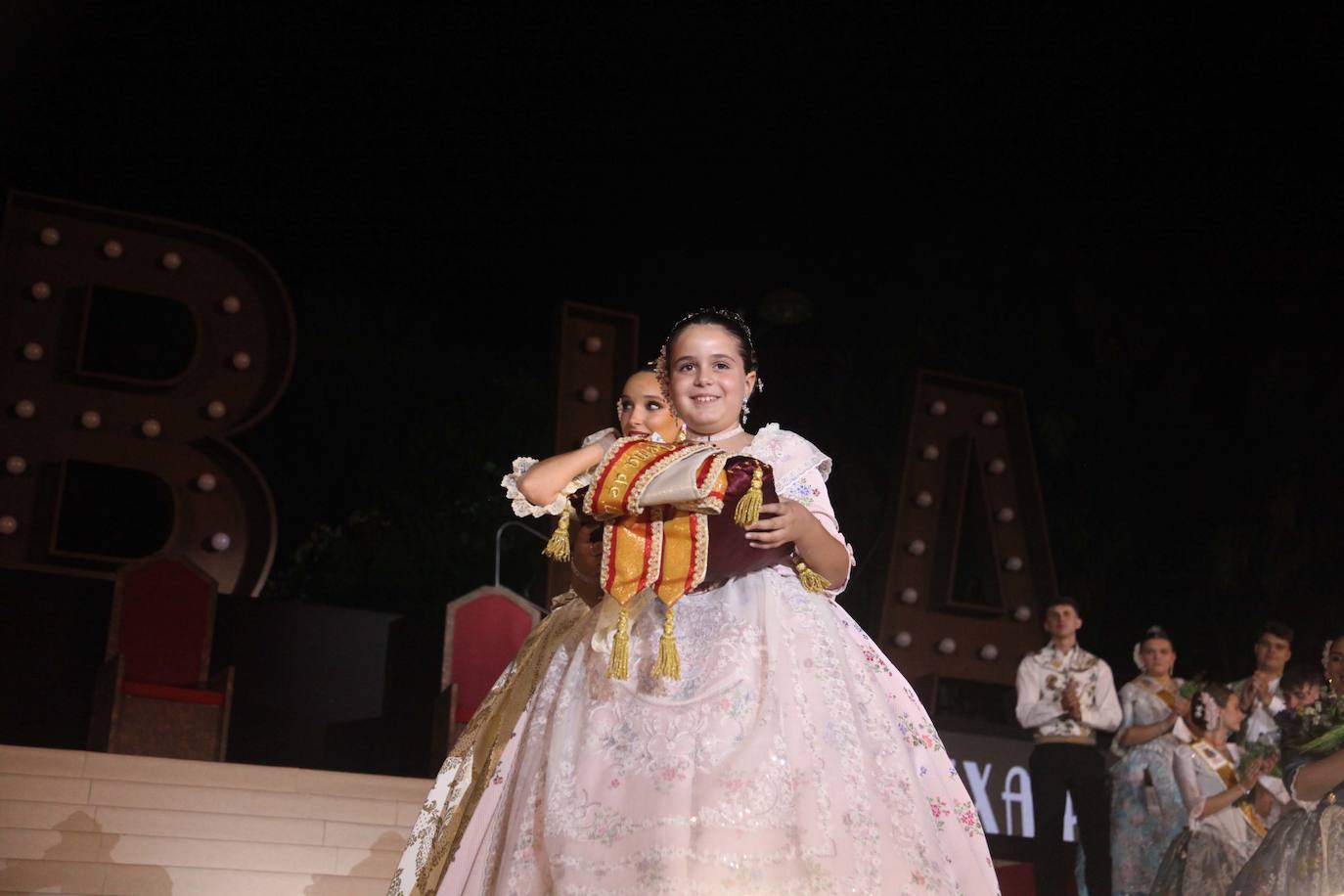 Protagonismo para Arantxa Pons y la Quintà 2023 en la proclamación de Fogueres Xàbia