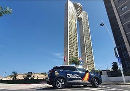 Imagen de un coche de la Policía Nacional en Benidorm