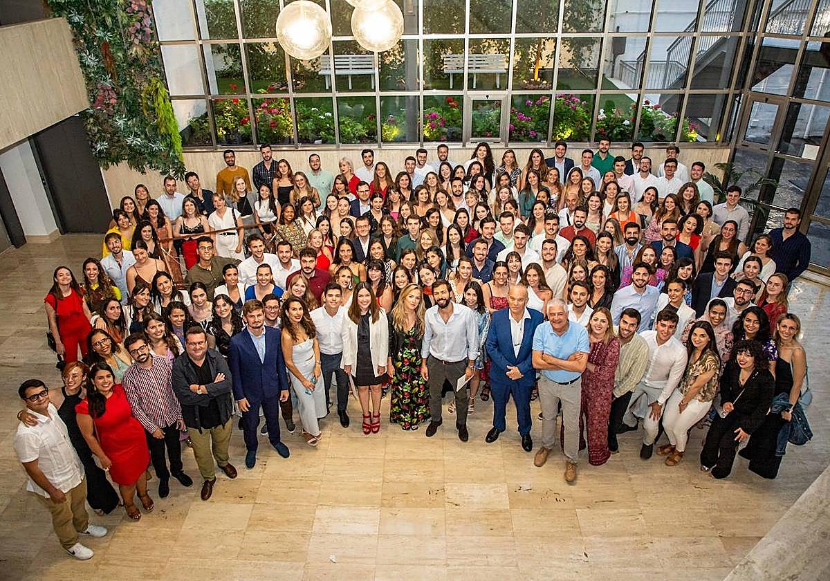 Acto de bienvenida de los nuevos MIR en el COMA.