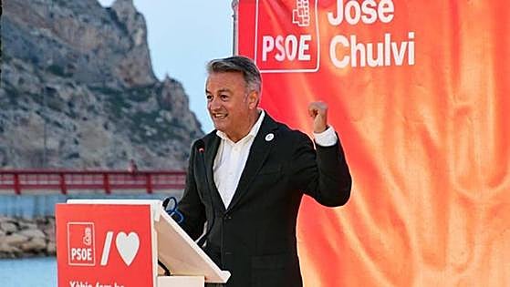 Chulvi tilda de «pacto de la vergüenza» el tripartito que dará la Alcaldía al PP en Xàbia