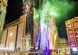 Arribada del foc en El Corte Inglés de Alicante.
