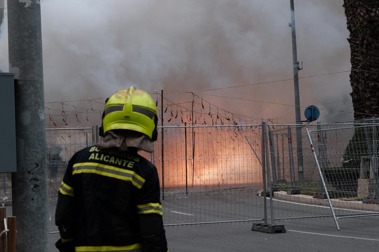 Búscate en la mascletà del 18 de junio en Luceros