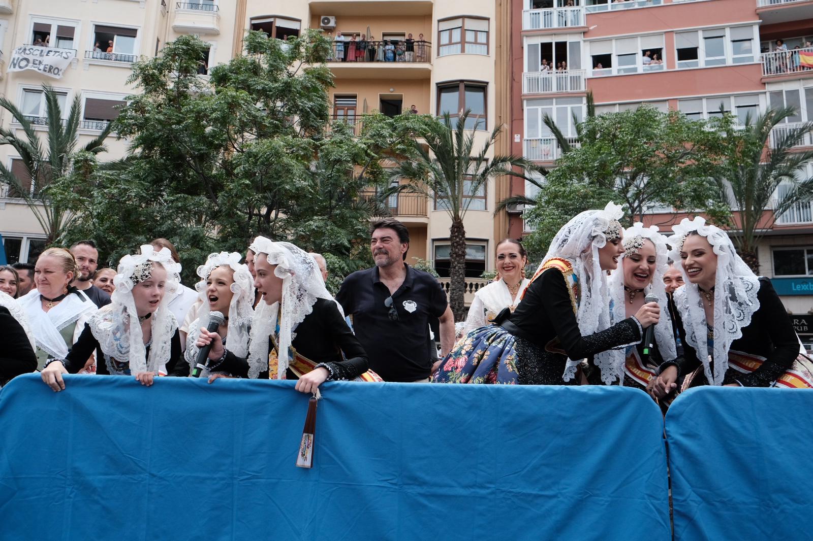 Búscate en la mascletà del 18 de junio en Luceros