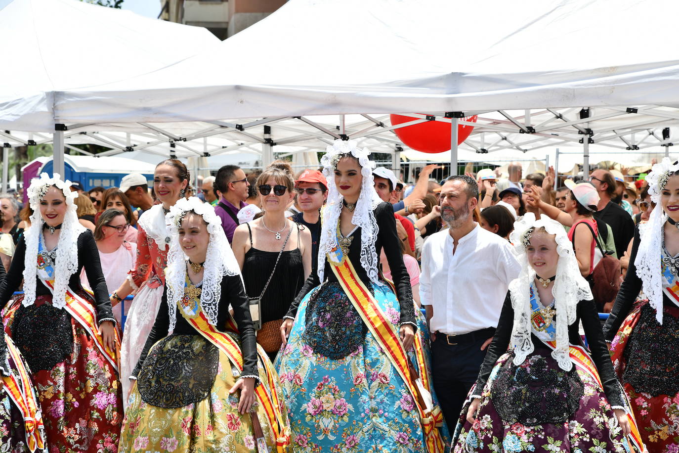 Búscate en la mascletà del 19 de junio