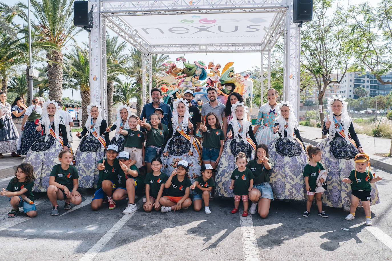 Los antigones celebran el oro de las Hogueras de Alicante