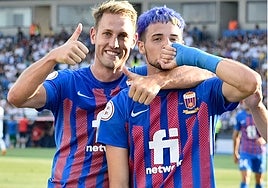 Celebración del gol del Eldense ante el Castilla en la ida