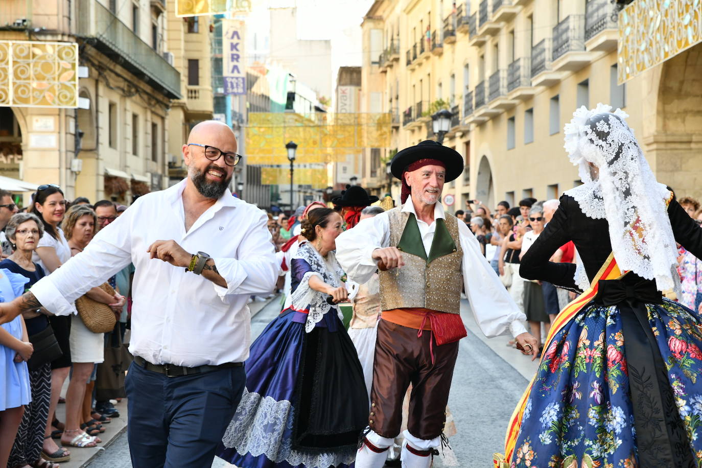 Alegría y tradición en la Dansà d&#039;Alacant