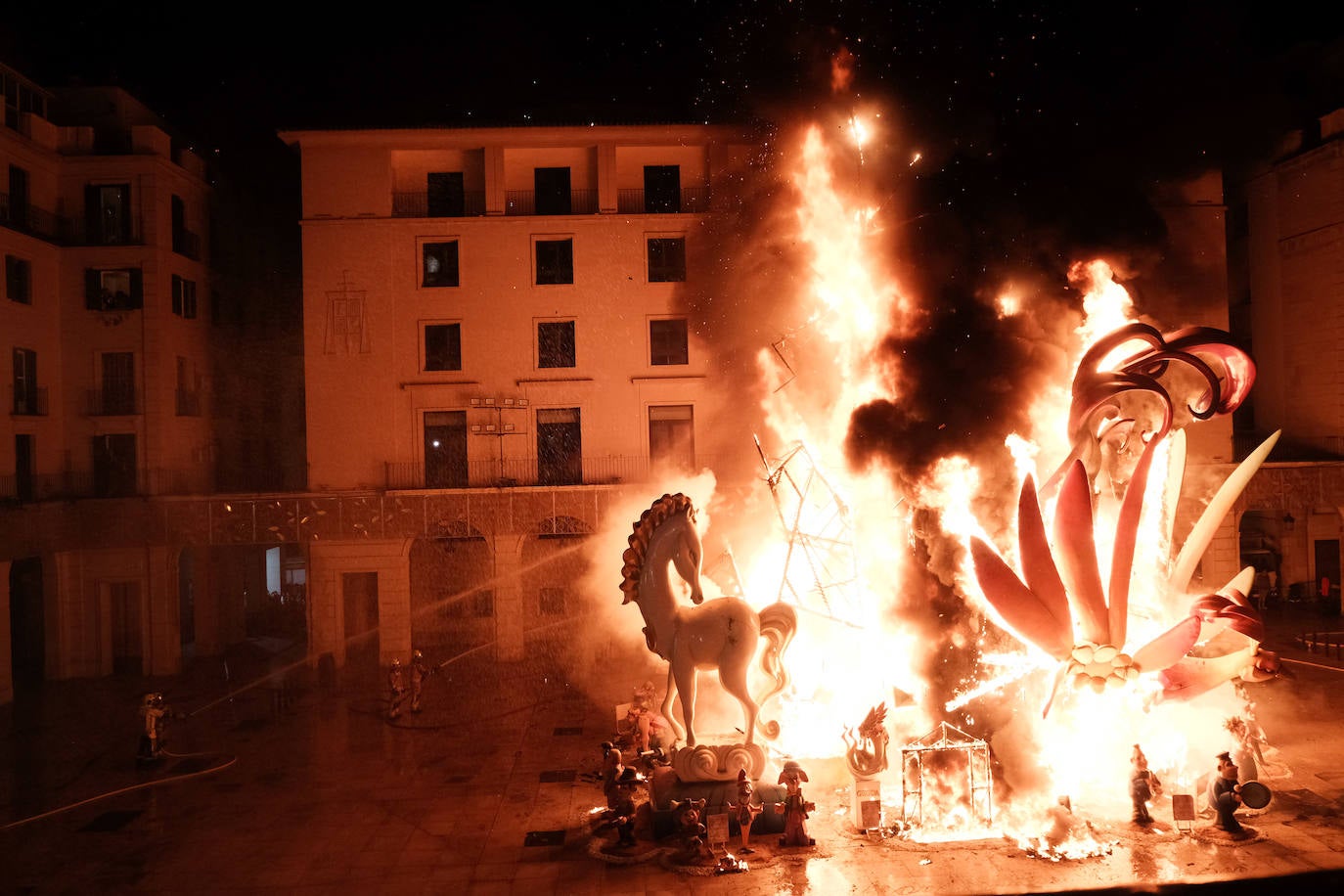 Las mejores imágenes de la Nit de la Cremà
