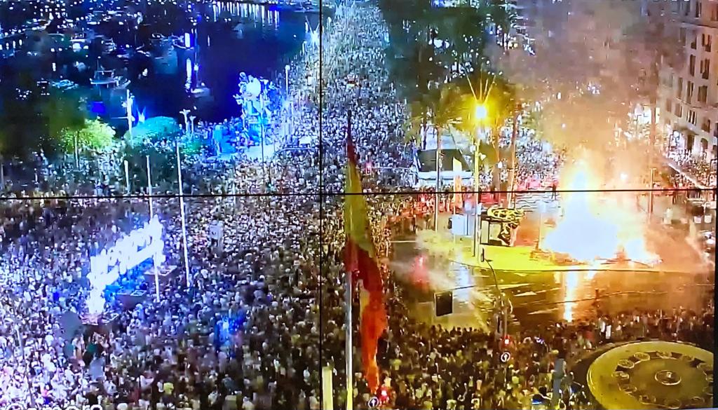 Imagen principal - Control por cámara de los diferentes emplazamientos de la Cremà.