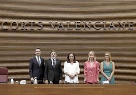 Los miembros de la Mesa de Les Corts.