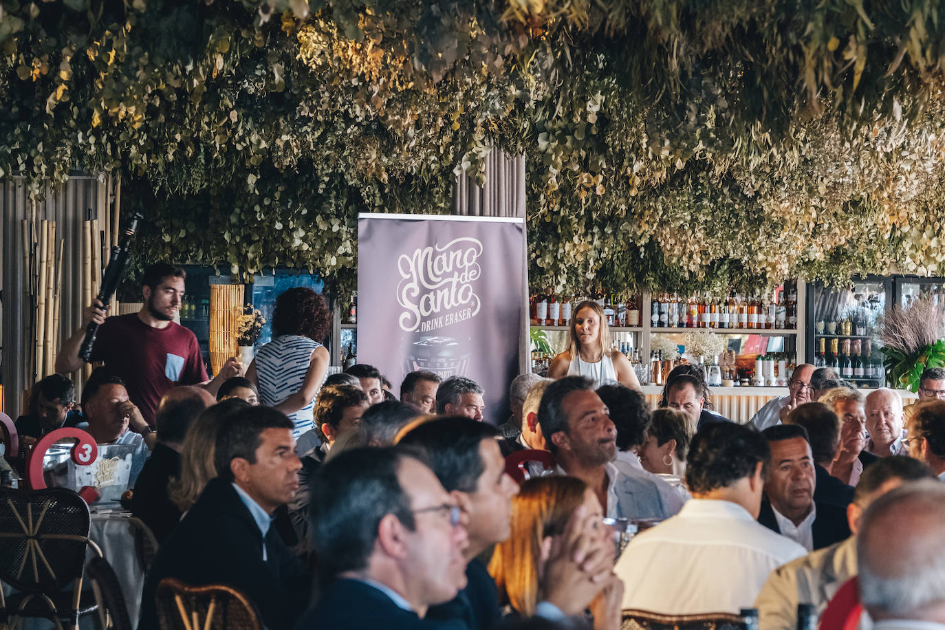 Enrique Riquelme debuta en el ciclo Conferencias Circulares de la Cámara de Alicante