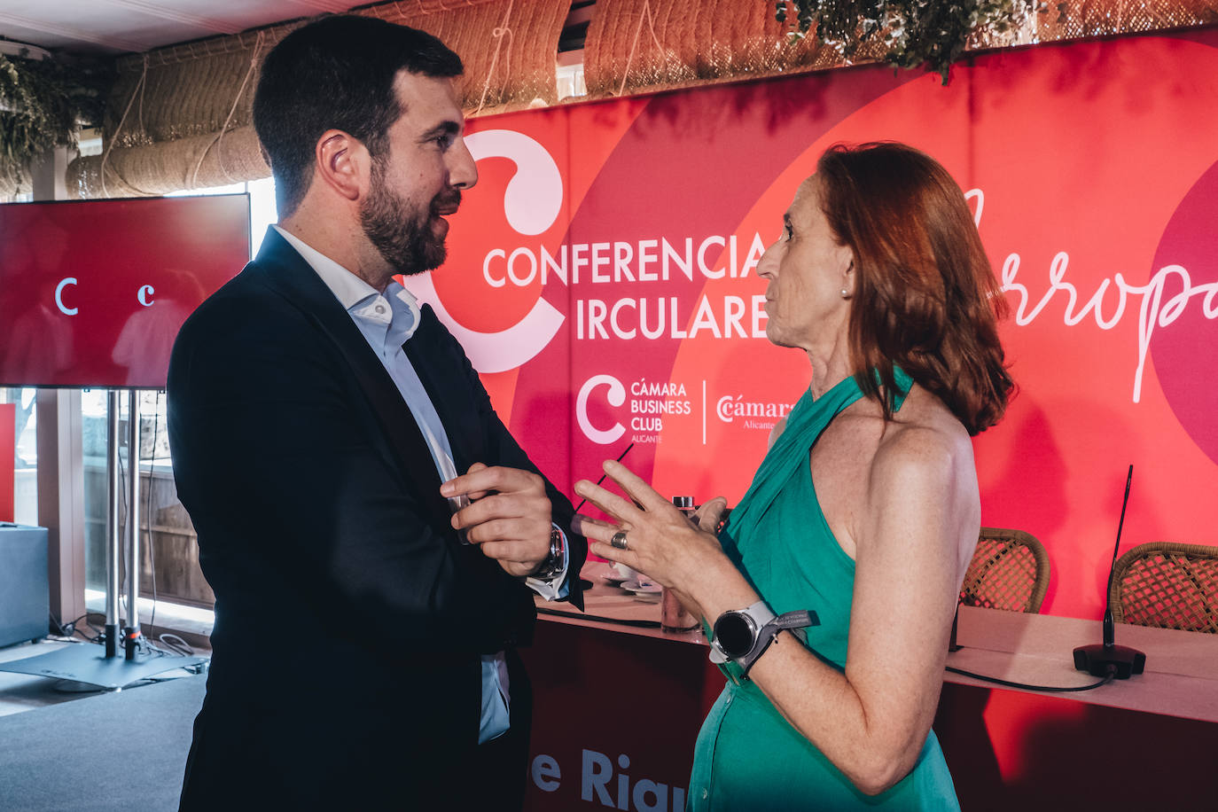 Enrique Riquelme debuta en el ciclo Conferencias Circulares de la Cámara de Alicante