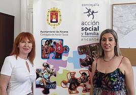 La concejal de Acción Social, Begoña León (i).