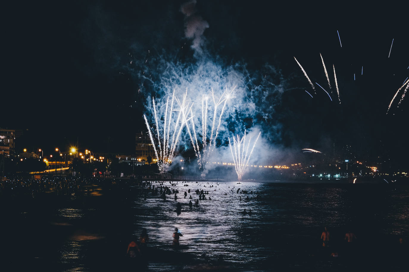 Los fuegos de Alicante se despiden