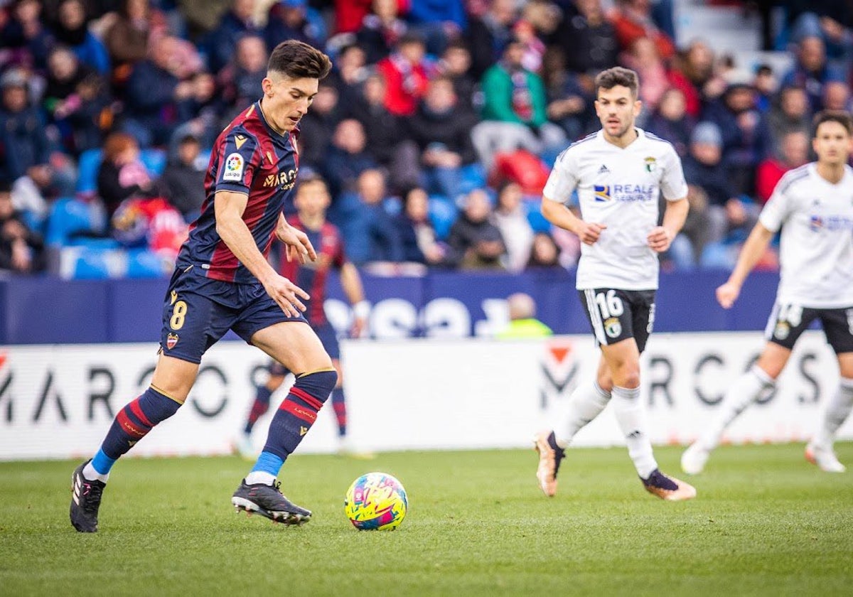 El dianense Pepelu, durante un partido de esta temporada con el Levante