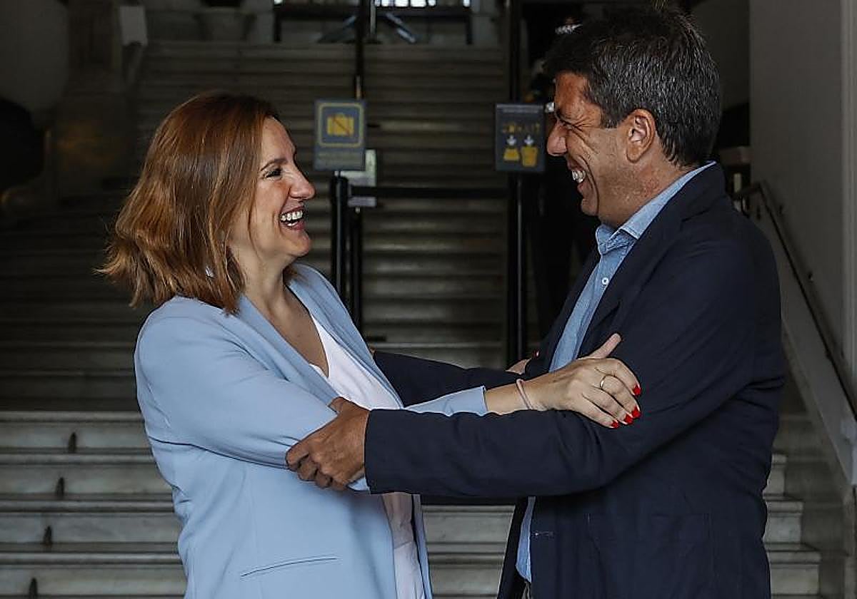 Carlos Mazón visita a la alcaldesa de Valencia, María José Catalá.