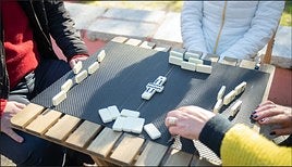 Las actividades al aire libre son beneficiosas para los pacientes con Alzheimer.