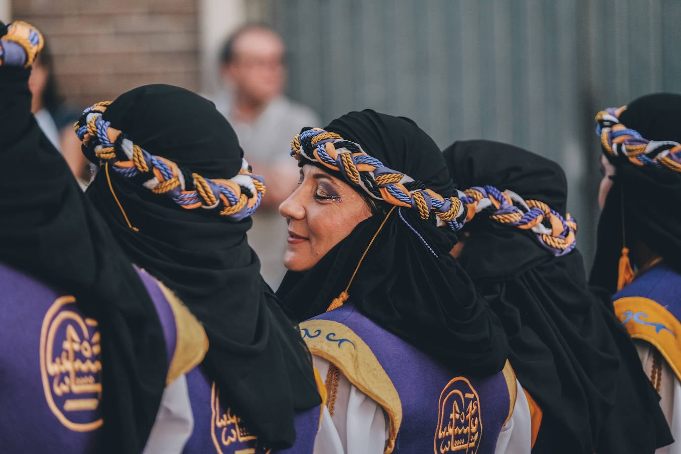 La Entrada Mora de San Blas deslumbra a los alicantinos