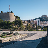 Nueva obra en Alicante: mejoras en seguridad y protección en los taludes del monte Tossal