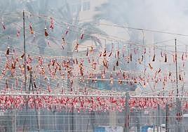 Fase final de petardos de una mascletà.