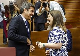 Carlos Mazón y Ana Vega durante el pleno de investidura.