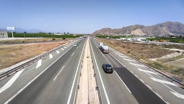 El tercer carril se extenderá a lo largo de 17 kilómetros hasta la salida de Orihuela-Benferri.