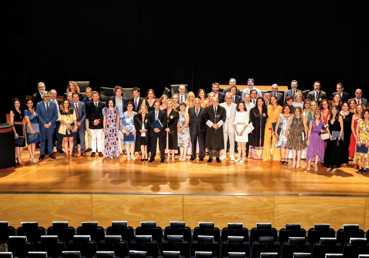 Homenaje a una vida dedicada a la abogacía en Alicante